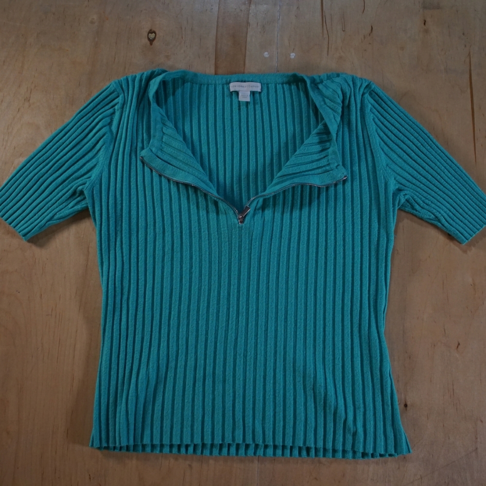 HOT New York & Company Teal Short Sweater